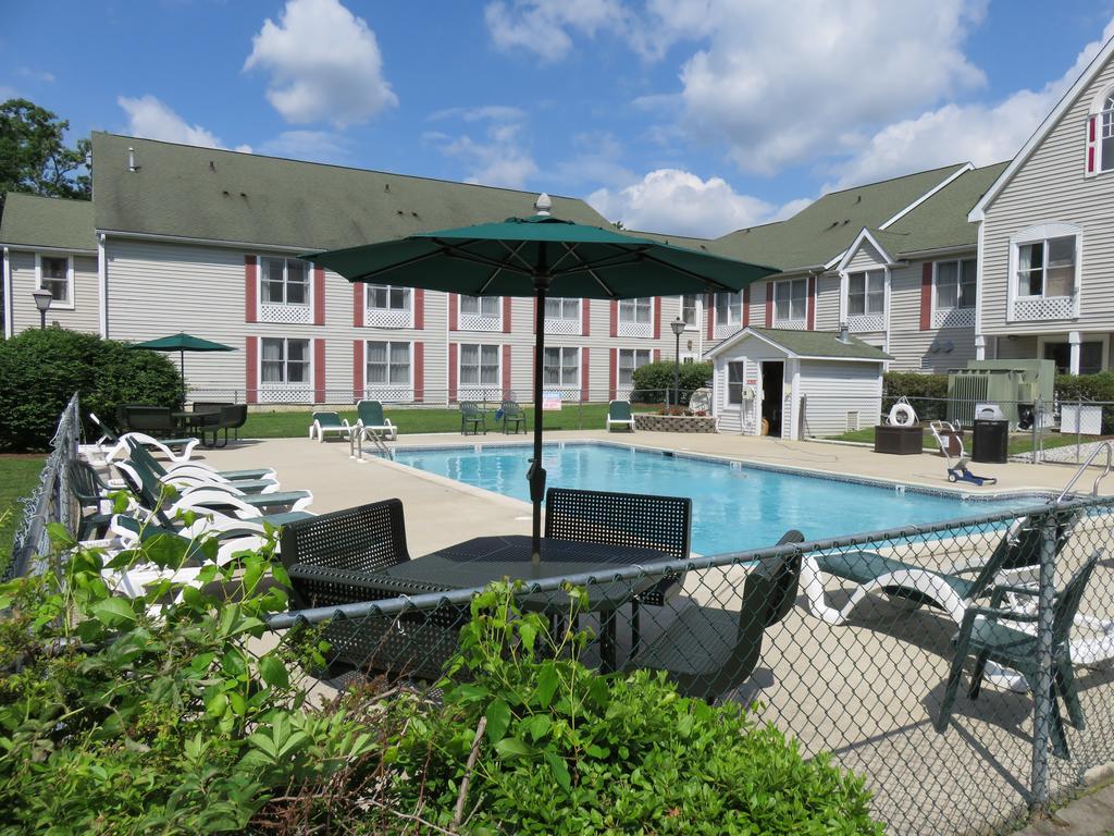 Country Inn & Suites By Radisson, Millville, Nj Bagian luar foto