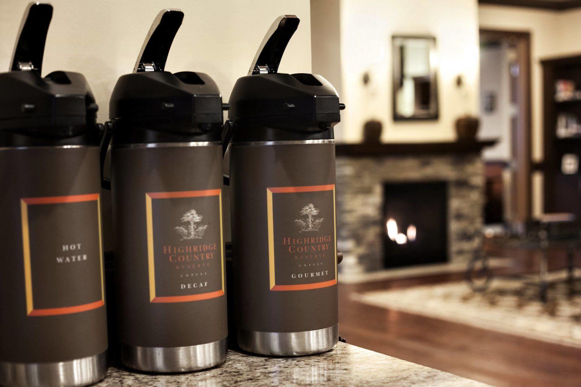 Country Inn & Suites By Radisson, Millville, Nj Bagian luar foto